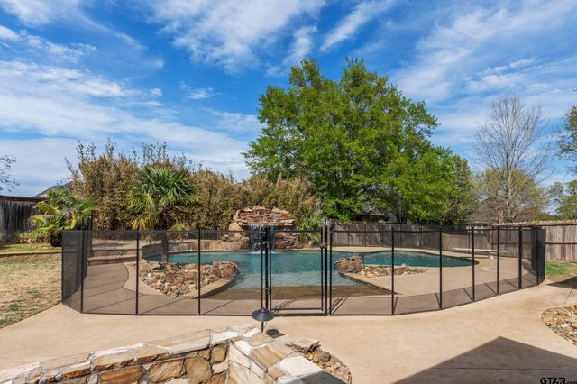 1509 Cooks Xing, Tyler, TX 75703