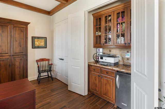 1509 Cooks Xing, Tyler, TX 75703