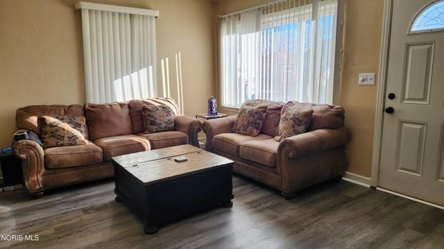 5127 Homeside Avenue, Toledo, OH 43612