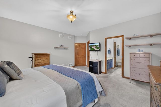 1836 N Sunnyslope DRIVE, Mount Pleasant, WI 53406