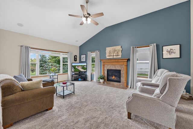 1836 N Sunnyslope DRIVE, Mount Pleasant, WI 53406