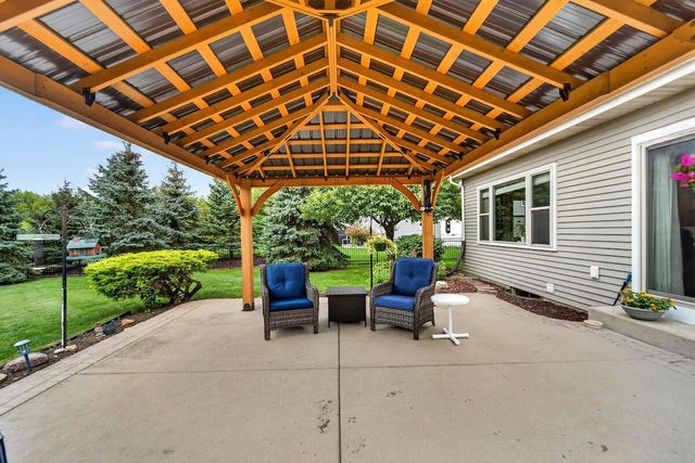 1836 N Sunnyslope DRIVE, Mount Pleasant, WI 53406