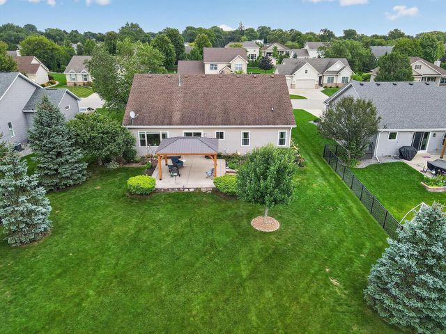 1836 N Sunnyslope DRIVE, Mount Pleasant, WI 53406