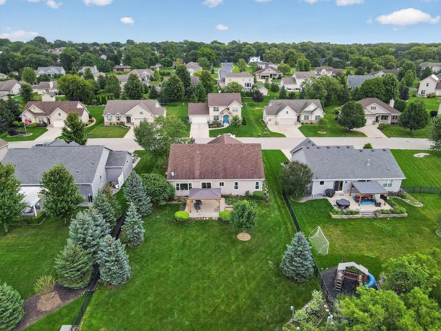1836 N Sunnyslope DRIVE, Mount Pleasant, WI 53406