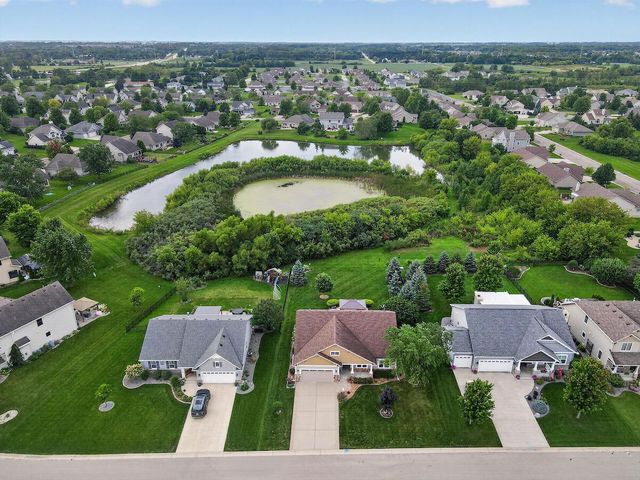 1836 N Sunnyslope DRIVE, Mount Pleasant, WI 53406