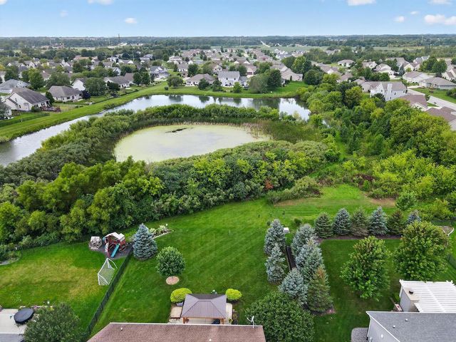 1836 N Sunnyslope DRIVE, Mount Pleasant, WI 53406