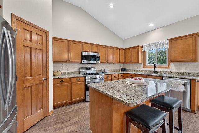 1836 N Sunnyslope DRIVE, Mount Pleasant, WI 53406