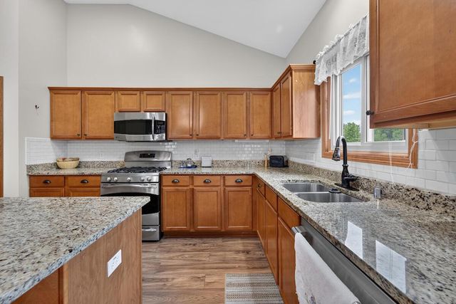 1836 N Sunnyslope DRIVE, Mount Pleasant, WI 53406