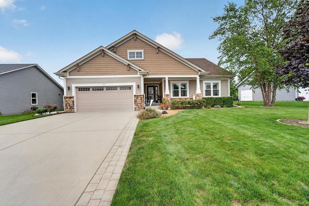 1836 N Sunnyslope DRIVE, Mount Pleasant, WI 53406
