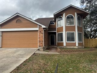 12710 Skyknoll Lane, Houston, TX 77082