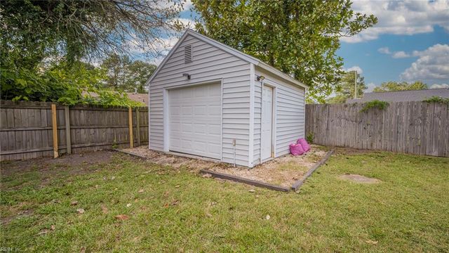 514 Norcum CIR, Portsmouth, VA 23701