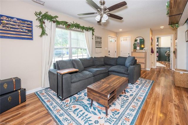 514 Norcum CIR, Portsmouth, VA 23701