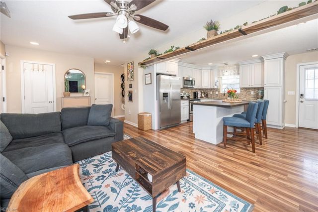 514 Norcum CIR, Portsmouth, VA 23701