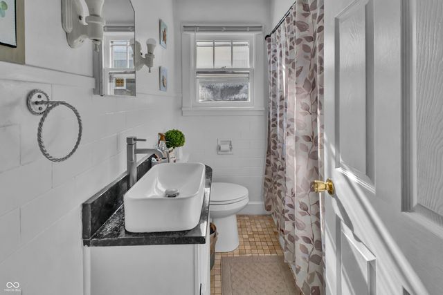 1836 Keller Avenue, Columbus, IN 47201