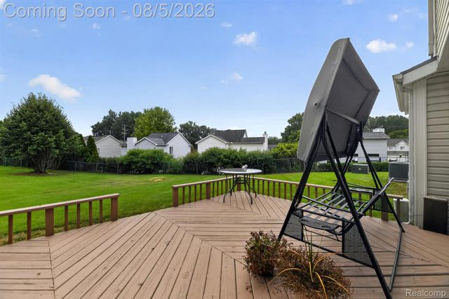 75 Oxford Oaks Drive 75, Oxford Charter Township, MI 48371