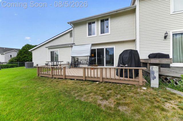 75 Oxford Oaks Drive 75, Oxford Charter Township, MI 48371