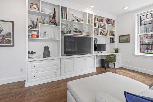 180 Marlborough St 2, Boston, MA 02116