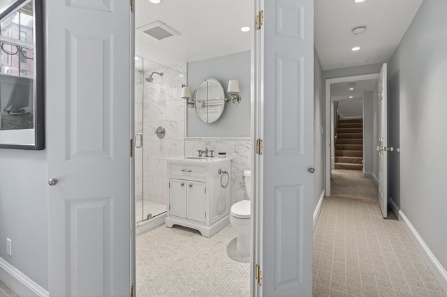 180 Marlborough St 2, Boston, MA 02116