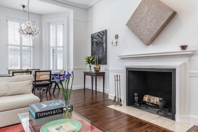 180 Marlborough St 2, Boston, MA 02116