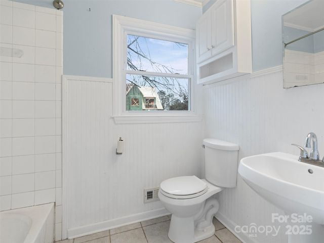 4310 Collingwood Drive, Charlotte, NC 28209