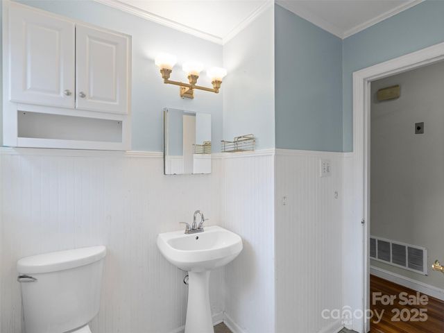 4310 Collingwood Drive, Charlotte, NC 28209