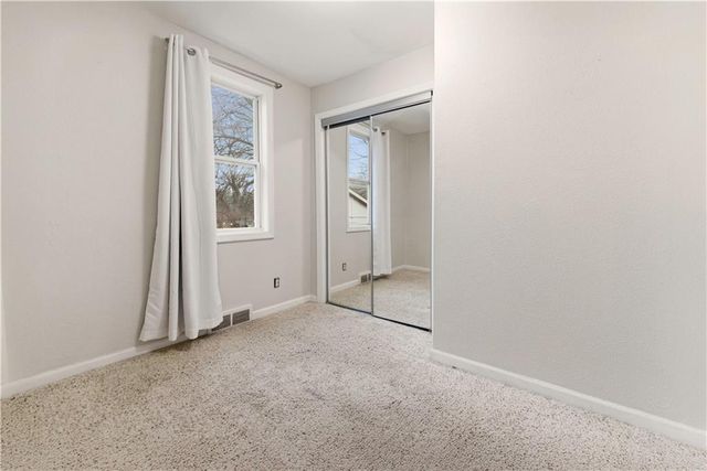 106 W 81st Street, Kansas City, MO 64114