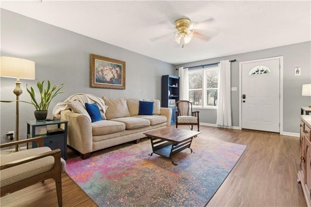 106 W 81st Street, Kansas City, MO 64114