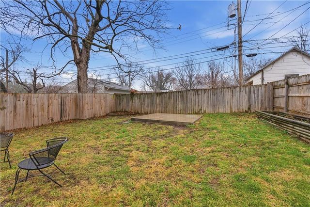 106 W 81st Street, Kansas City, MO 64114