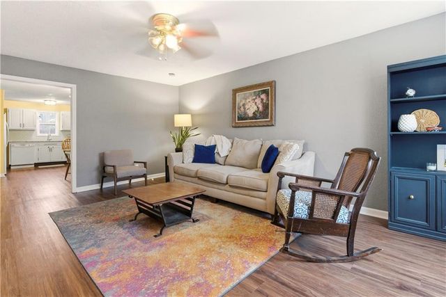 106 W 81st Street, Kansas City, MO 64114