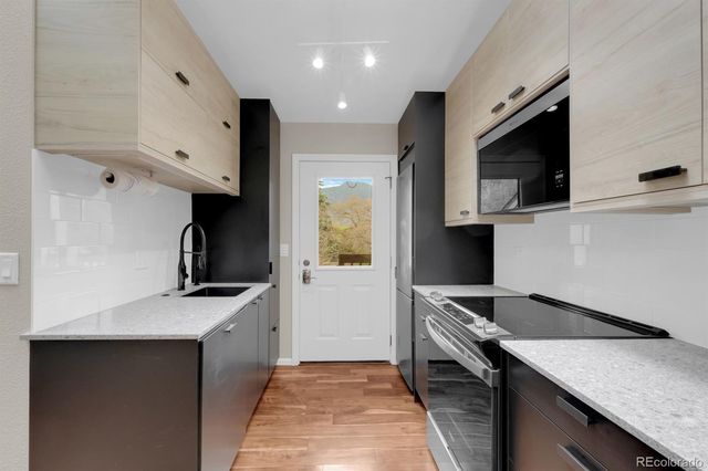 329 El Paso Boulevard C, Manitou Springs, CO 80829