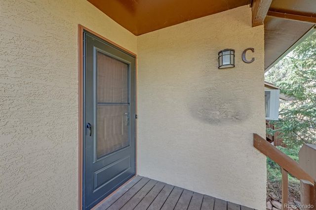 329 El Paso Boulevard C, Manitou Springs, CO 80829
