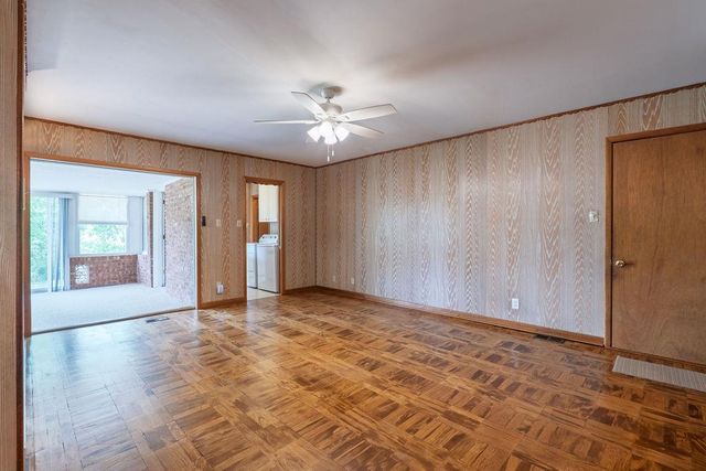 1618 N Oklahoma Avenue, Shawnee, OK 74804