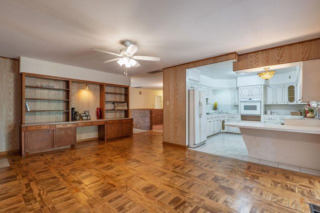 1618 N Oklahoma Avenue, Shawnee, OK 74804