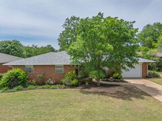 1618 N Oklahoma Avenue, Shawnee, OK 74804