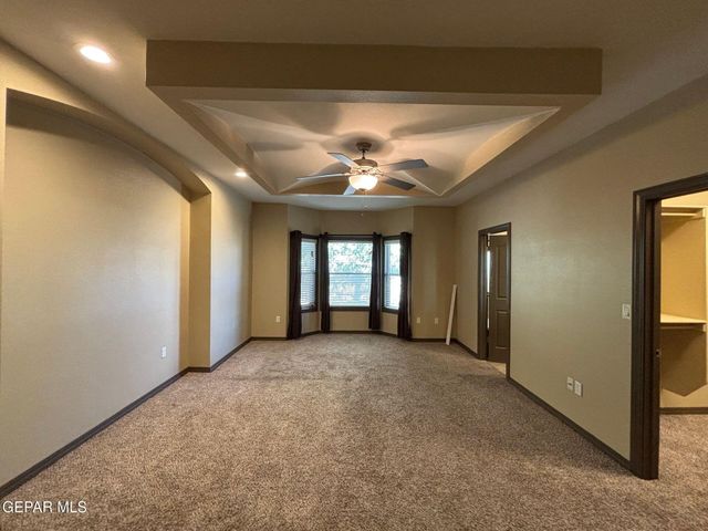 5724 Valley Lilac Lane, El Paso, TX 79932