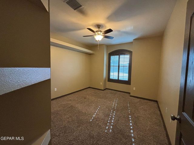 5724 Valley Lilac Lane, El Paso, TX 79932