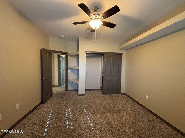 5724 Valley Lilac Lane, El Paso, TX 79932