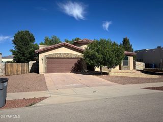 5724 Valley Lilac Lane, El Paso, TX 79932