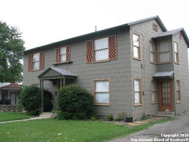 111 VASSAR LN, San Antonio, TX 78212