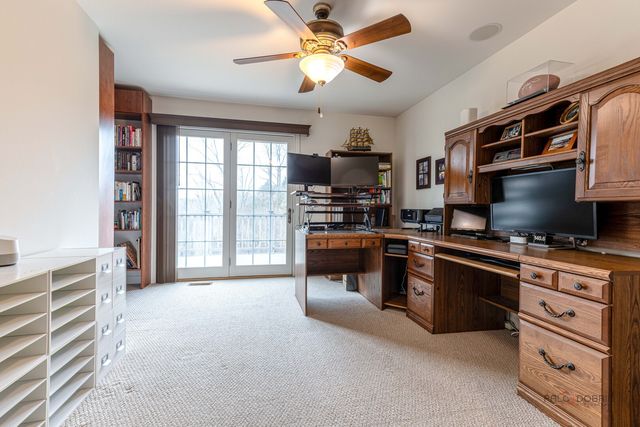 231 Cater Lane, Libertyville, IL 60048