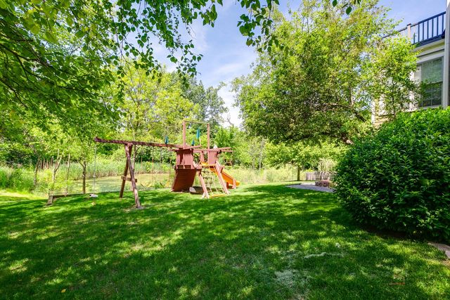 231 Cater Lane, Libertyville, IL 60048