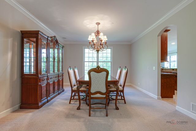 231 Cater Lane, Libertyville, IL 60048