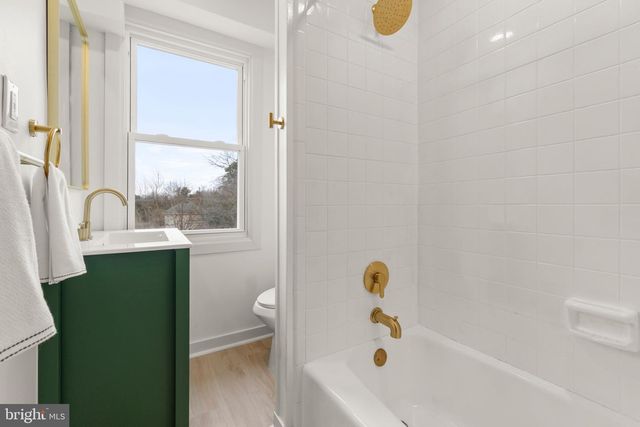 325 E 2ND ST, Moorestown, NJ 08057