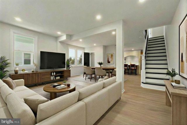 325 E 2ND ST, Moorestown, NJ 08057