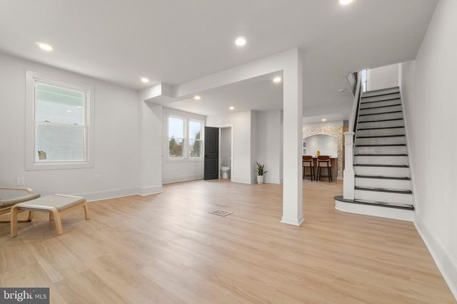 325 E 2ND ST, Moorestown, NJ 08057