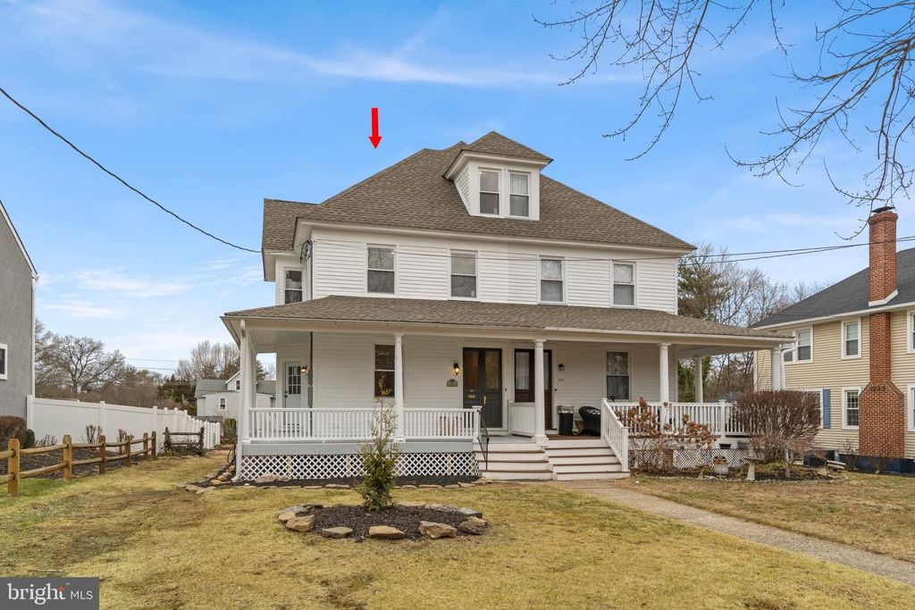 325 E 2ND ST, Moorestown, NJ 08057