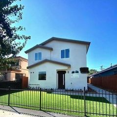 1128 1/2 E 28th, Los Angeles, CA 90011