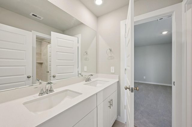 5925 Mockingbird Lodge Lane, Pearland, TX 77584