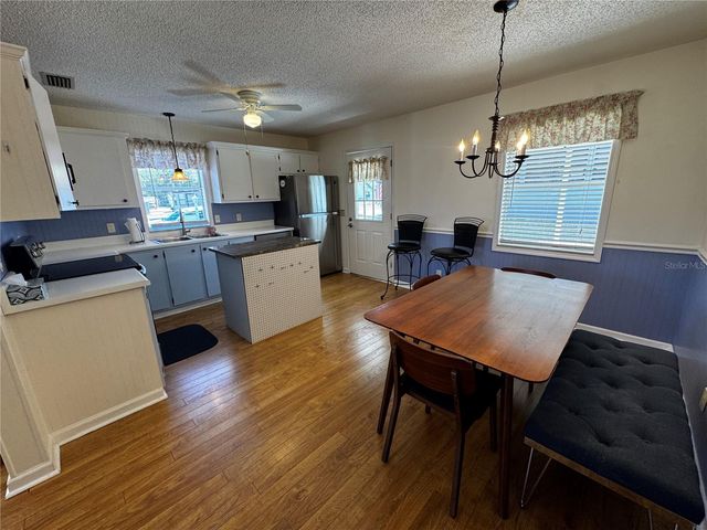 1218 POMPANO LANE, Lady Lake, FL 32159