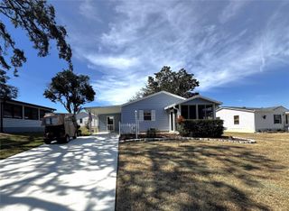 1218 POMPANO LANE, Lady Lake, FL 32159